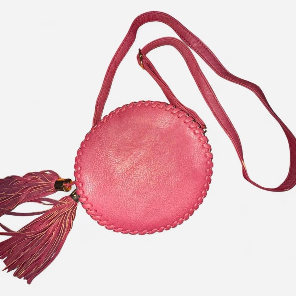 Elegant Pink Leather Crossbody Bag with Tassel